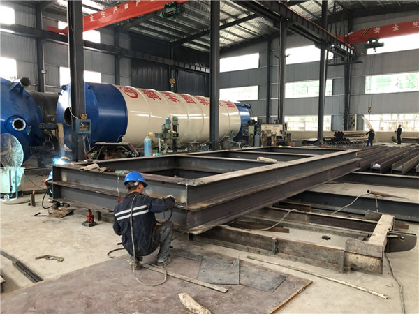 HZS240搅拌站车间生产中